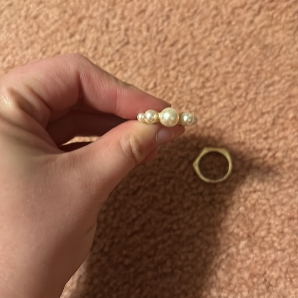 3 gold stackable rings - Picture 4 of 6